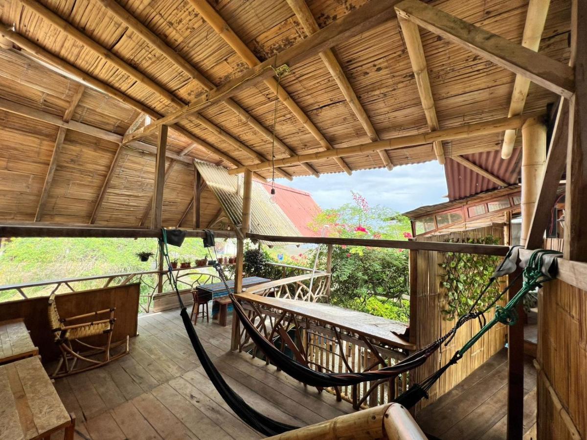 Hostal Monte Libano Puerto López Extérieur photo