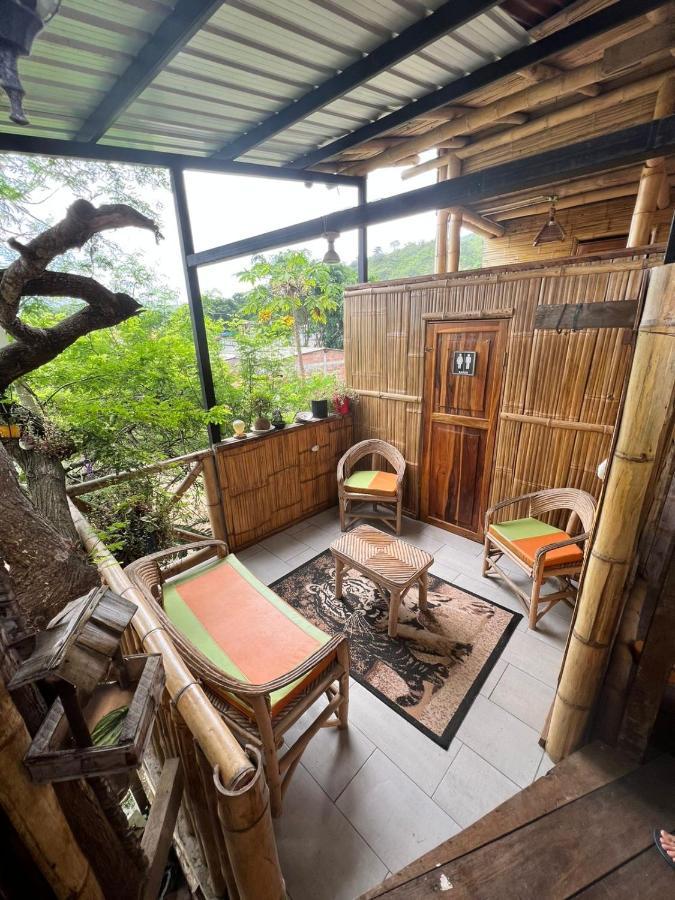 Hostal Monte Libano Puerto López Extérieur photo