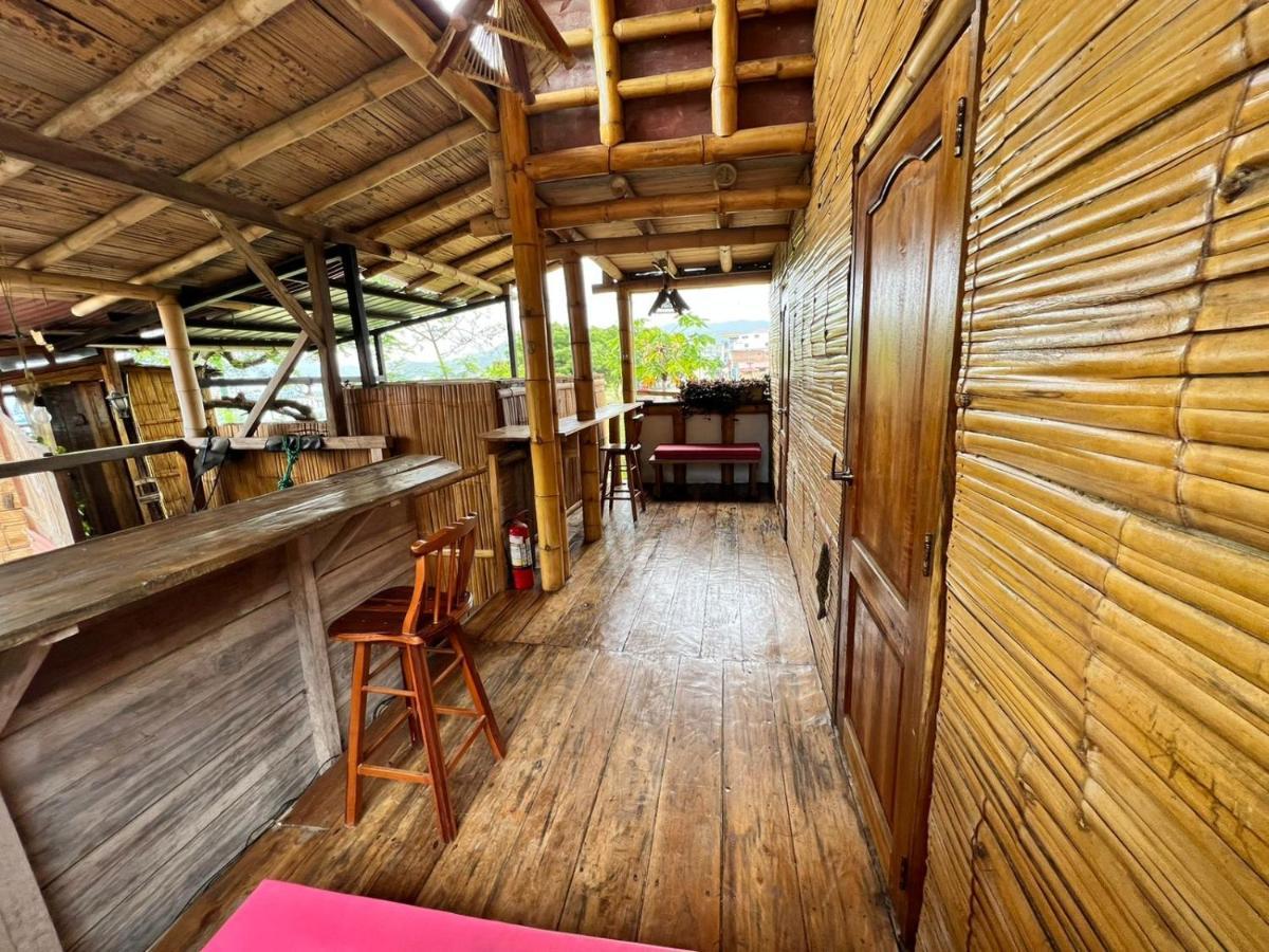 Hostal Monte Libano Puerto López Extérieur photo