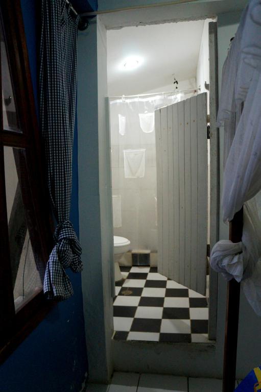Hostal Monte Libano Puerto López Chambre photo