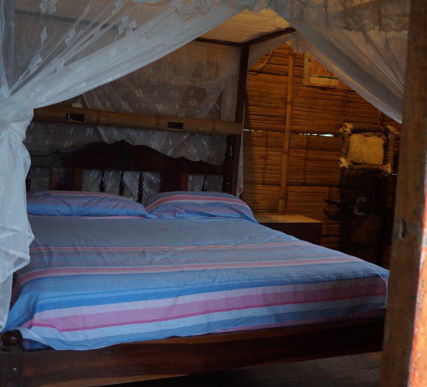 Hostal Monte Libano Puerto López Chambre photo